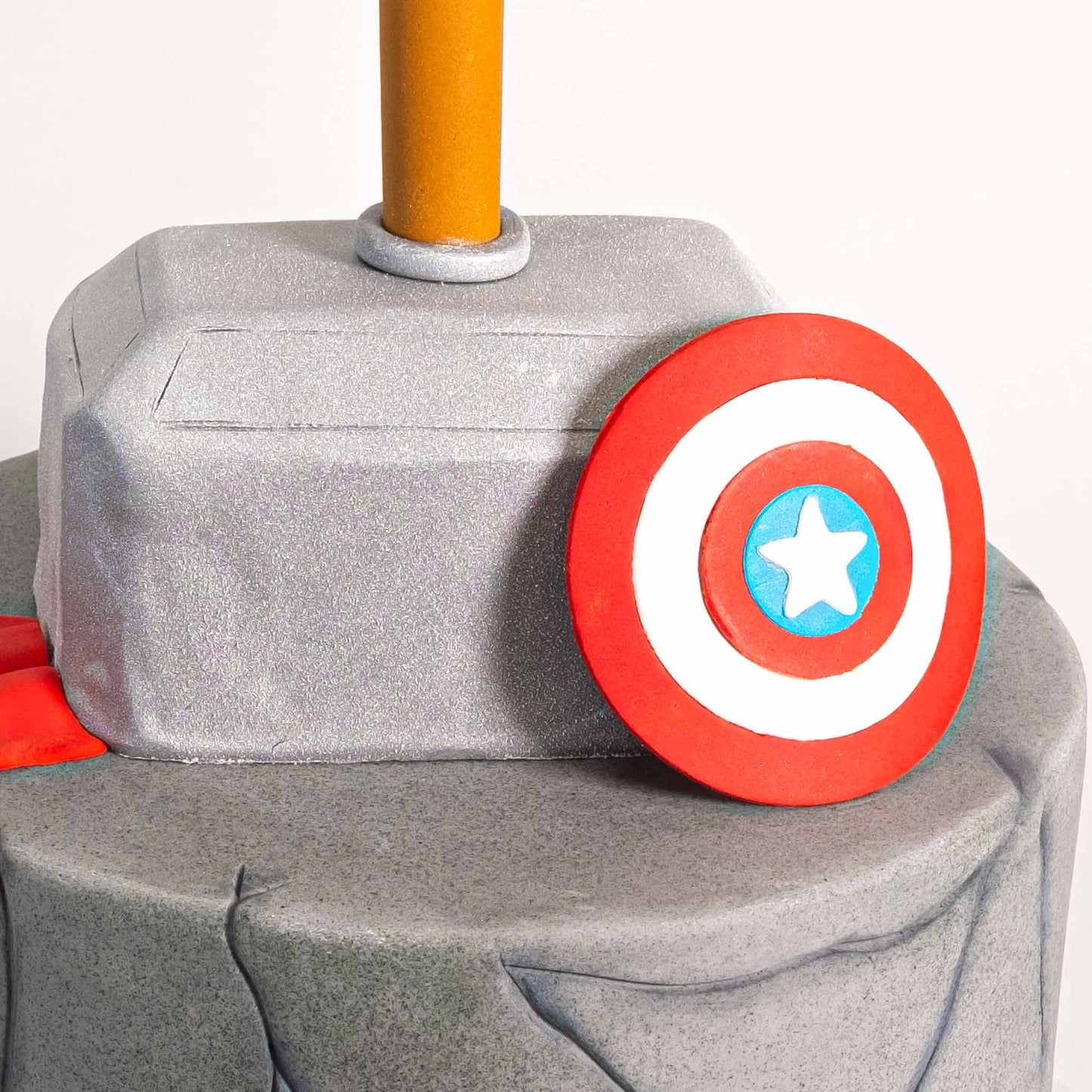 Marvel Avengers Cake